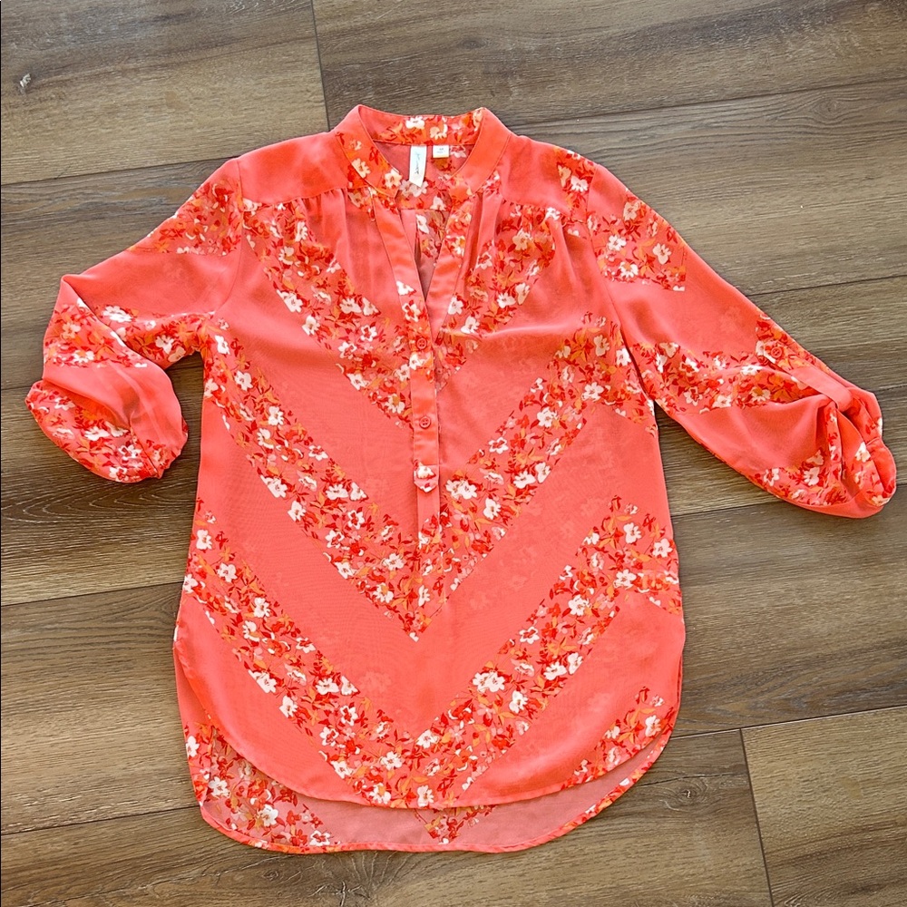 •TACERA•Floral Coral Shear Top